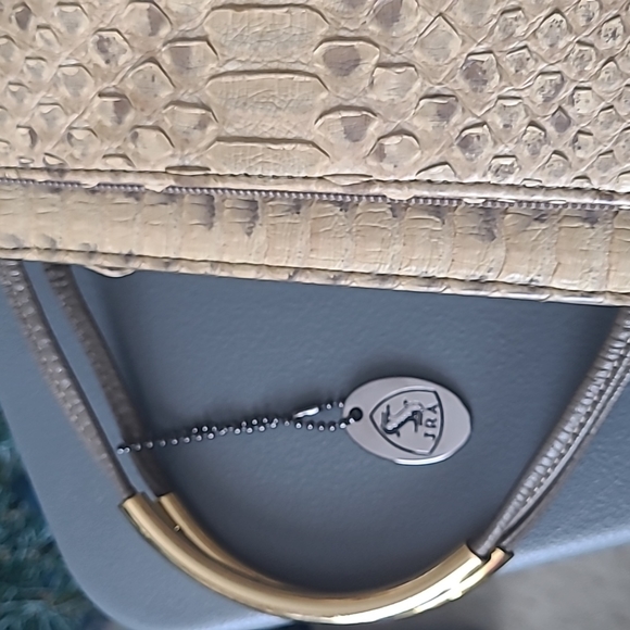 Authentic phyton sling purse - Picture 13 of 13